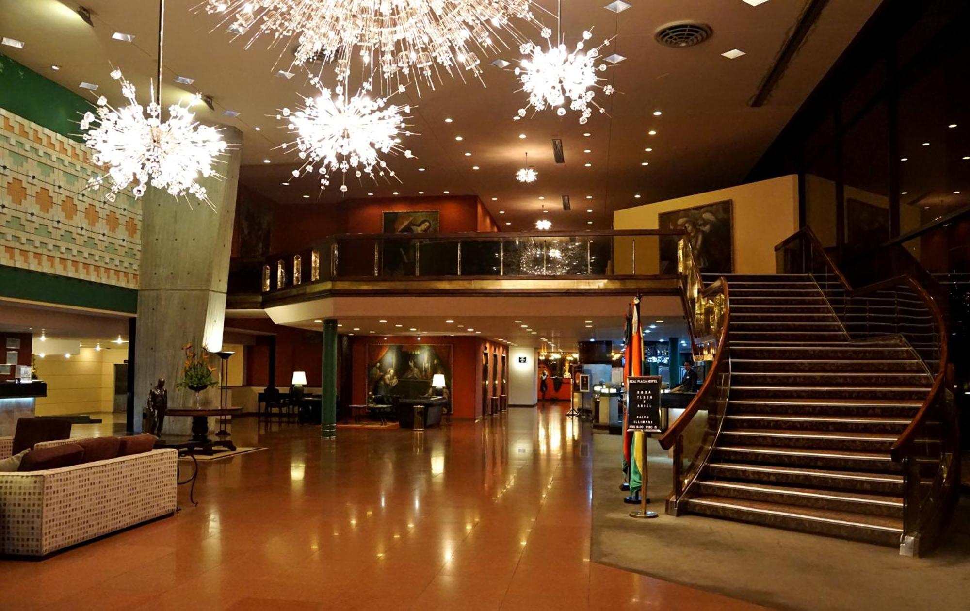 Real Plaza Hotel & Convention Center Ла Пас Екстериор снимка